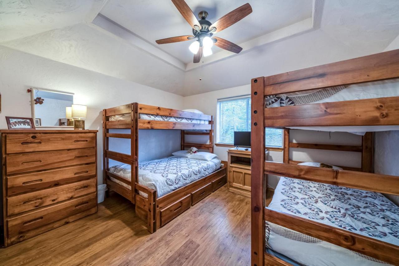 Black Bear Cabin Bass Lake Εξωτερικό φωτογραφία
