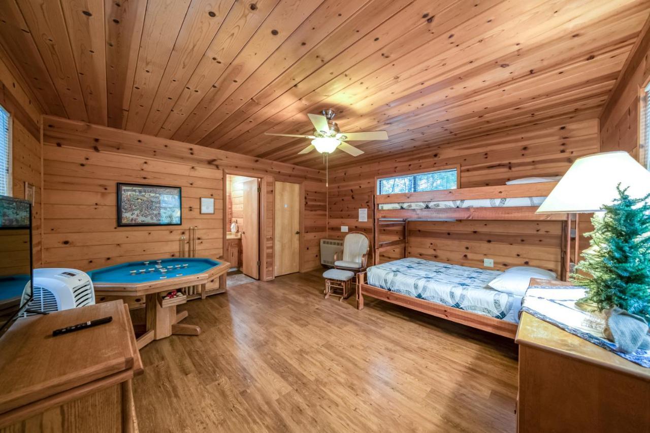 Black Bear Cabin Bass Lake Εξωτερικό φωτογραφία