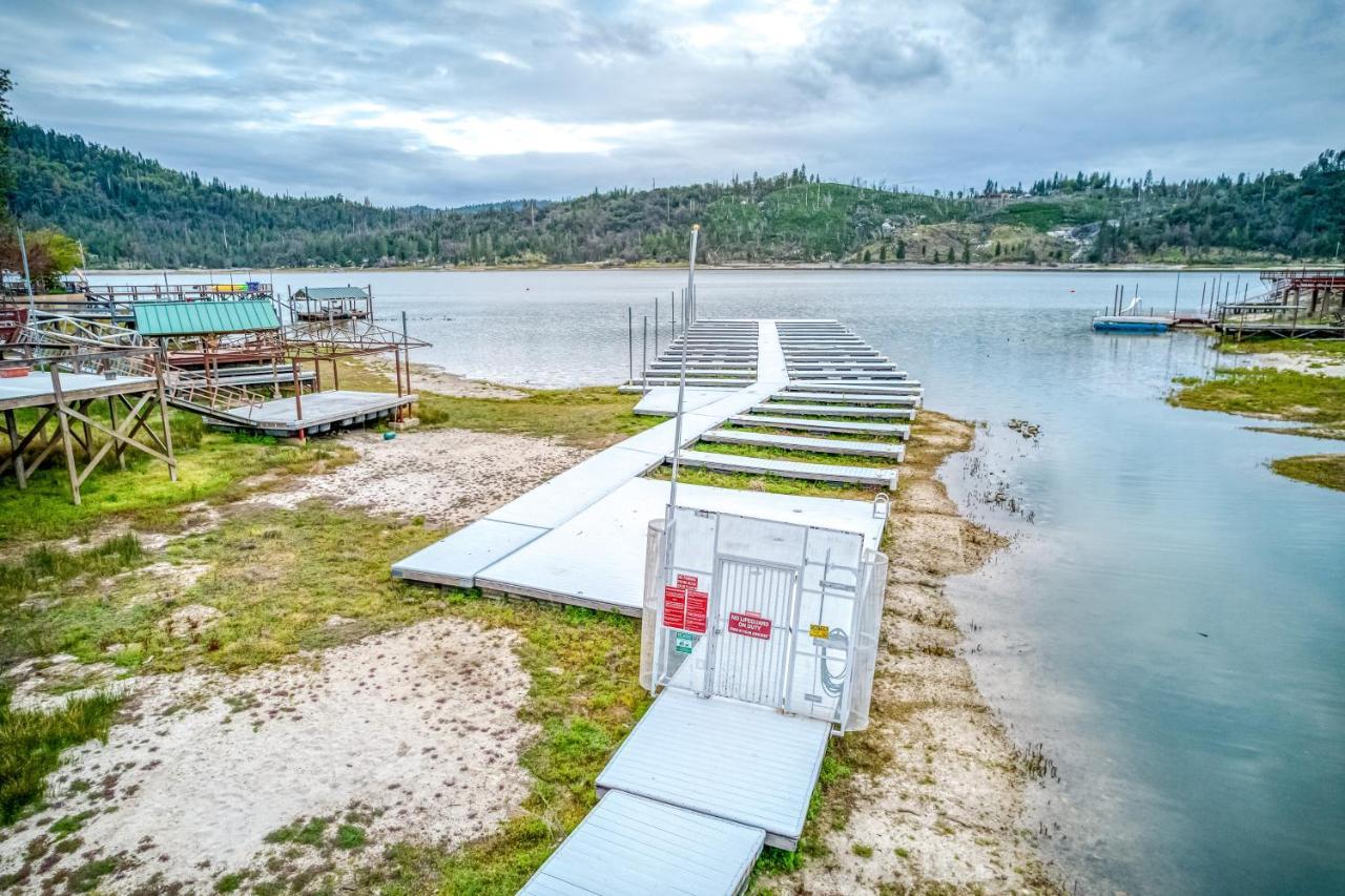 Black Bear Cabin Bass Lake Εξωτερικό φωτογραφία