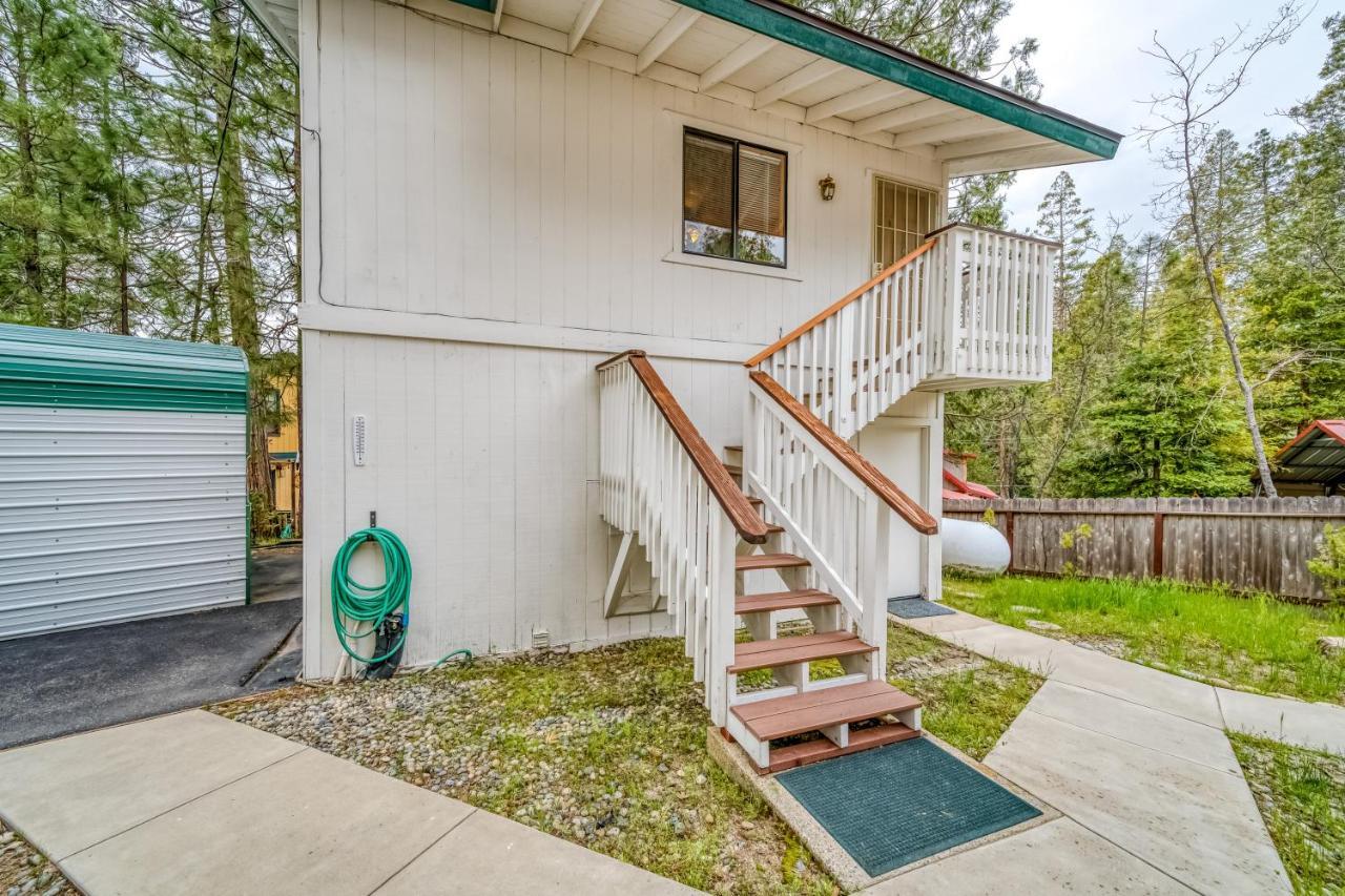Black Bear Cabin Bass Lake Εξωτερικό φωτογραφία